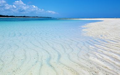 Amani Tiwi Beach Resort 5*