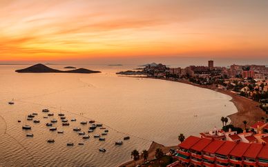 Apartamentos La Manga Beach