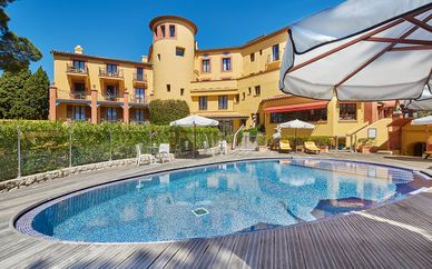 Hôtel Ermitage du Riou 4*