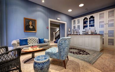 LX Boutique Hotel 4*