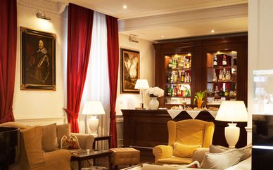 Hotel Executive 4*