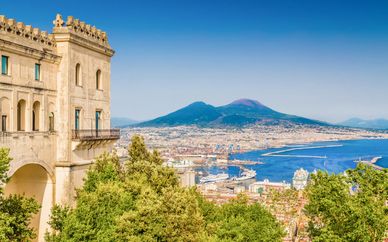 Suite dei Catalani + escursione a Pompei e Vesuvio