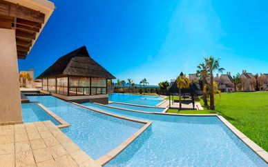 Hotel Sheraton Hacienda El Alamo Golf & Spa Resort 4*