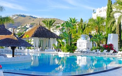 Hotel Suites Albayzin Del Mar 4*