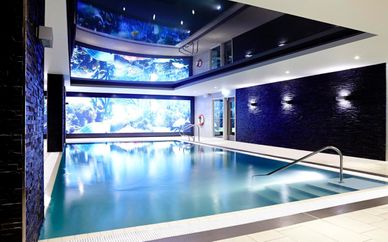 Novotel London Brentford 4* with River Cruise