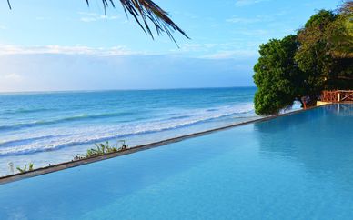 Baobab Beach Resort 4* & Safari