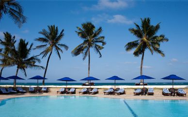 Jacaranda Indian Ocean Beach Resort 4* & Safari