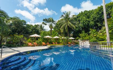 Ramada Plaza Bangkok Menam Riverside & Paradise Beach Resort 4*