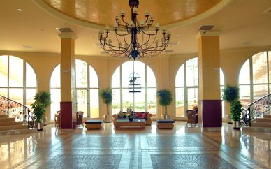 Gran Hotel La Hacienda 4*