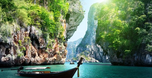 Hotel Royal Bangkok Chinatown 4* y The Elements Krabi 4*