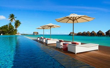 Adults only: Mercure Maldives Kooddoo Resort 4* & optional Bangkok