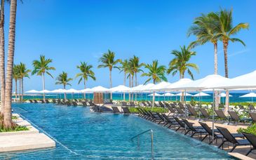Hilton Cancun, an All-Inclusive Resort 5* + Hilton Tulum Riviera Maya All-Inclusive Resort 4*