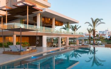 Cavo Zoe Seaside Hotel 4*