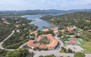 Residence Hotel Costa Serena 4*