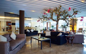 Shanghai Hotel 4*