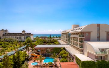 Entdeckungsreise: Ab dem Telatiye Resort Hotel 5*