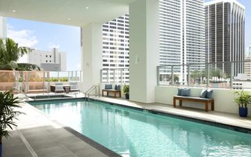 YOTEL Miami 4* & Dreams Puerto Morelos Resort & Spa 5*