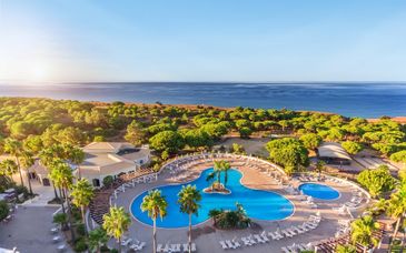 AP Adriana Beach Resort 4*