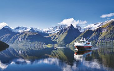 Kreuzfahrt: Mit Hurtigruten durch Norwegen an Bord des Küstenexpresses