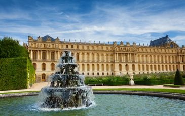Le Versailles 4* Hotel