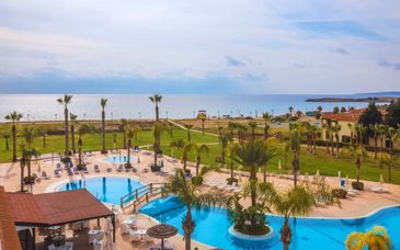 Nelia Sea Breeze 4*