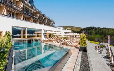 Nidum Casual Luxury Hotel