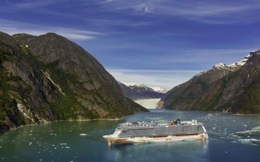 Moxy Seattle und Kreuzfahrt an Board der MSC Poesia