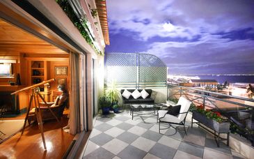 As Janelas Verdes 4*, a Lisbon Heritage Collection