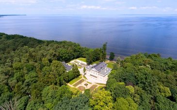 Palace Manowce 5*
