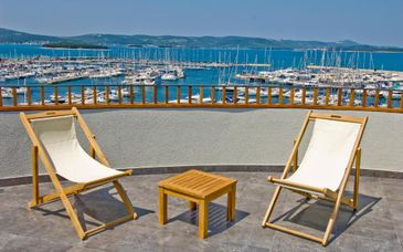 Hotel In Biograd na Moru 4*