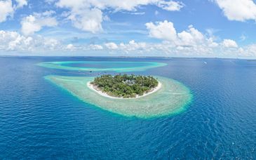 Malahini Kuda Bandos Resort 5*