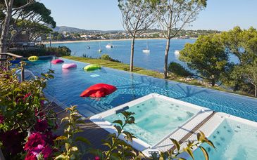 Alàbriga Hotel & Home Suites 5*