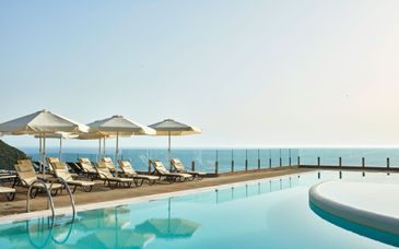 Descubre Corfú con estancia en el Atlantica Grand Mediterraneo Resort & Spa 5* - Adult Only