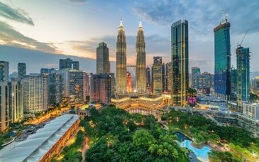 Shangri-La Kuala Lumpur 5* y Tanjong Jara Resort 5*