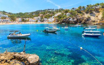 Descubre Ibiza en un hotel 4*