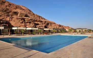 Circuito en grupo de 7 noches: Bajo las estrellas de Petra y Wadi Rum