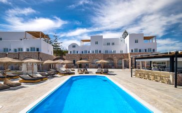 Aelia Luxury Suites 5*