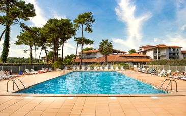 Sowell Family Pignada Plage