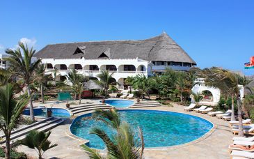 Jumbo Resort Watamu 4* con safari opcional de 1 o 2 noches