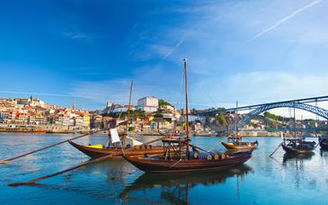 Holiday Inn Porto Gaia 4*