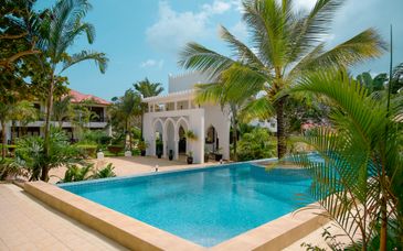 AHG Hisia Nungwi Experience Hotel 4*