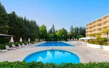 Crowne Plaza Rome St Peter's 4*