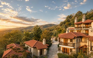 Abeliona Retreat 4* con possibile estensione all'Hydra Beach Resort 5* 