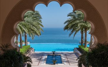 Al Husn Hotel Muscat by Hilton 5* - Adults Only con possibile estensione al Alila Jabal Akhdar 5*