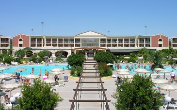 Life Resort Akiris Beach & SPA 4*