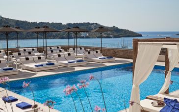Skiathos Luxury Living | Unique Residences 4*