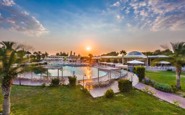 Kipriotis Maris Suites 5*