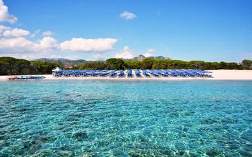 Cala Ginepro Resort 4* con traghetto Sardinia Ferries