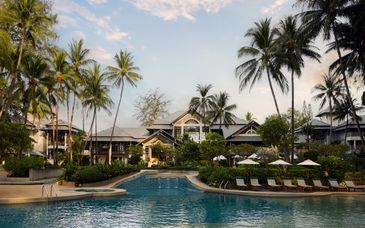 Duo: Raffles Dubai 5* & Dusit Thani Laguna Phuket 5*