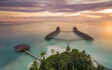 Medhufushi Island Resort 4*
